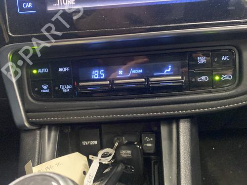 Climate control TOYOTA AURIS Estate (_E18_) 1.6 D4-D (WWE185_) | BP22127089I5
