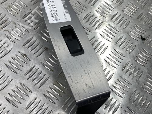 Right front window switch NISSAN MURANO I (Z50) 3.5 4x4 | BP22112617I26 