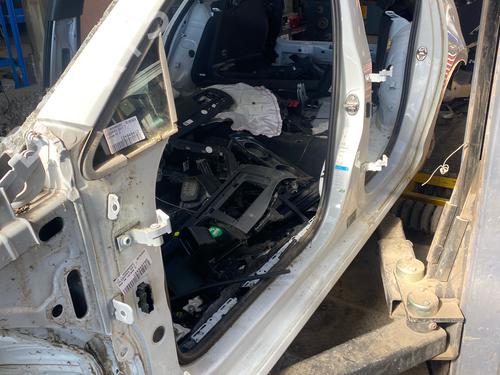 Embaladeira esquerda Embaladeira esquerda VW GOLF VII (5G1, BQ1, BE1, BE2) 2.0 GTD (184 hp) 34227693 34227693