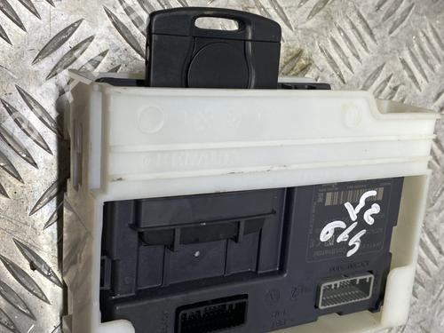 Card reader RENAULT CAPTUR I (J5_, H5_) 0.9 TCe 90 | BP29040553E4 - Image 3