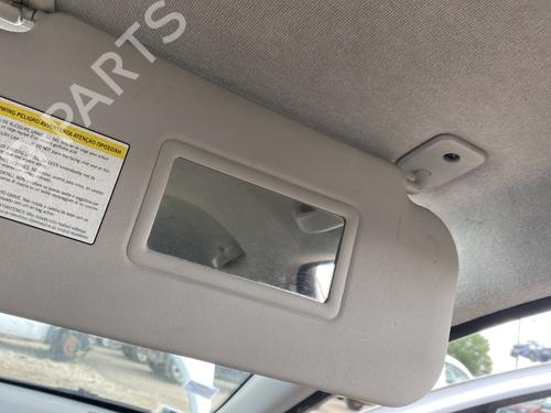 Used Right sun visor Right sun visor 25820506 25820506