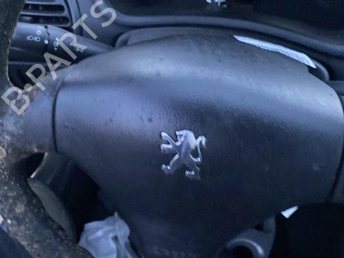 Used Driver airbag PEUGEOT 206 Hatchback (2A/C) 1.1 i (60 hp) 30305738