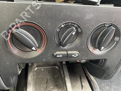 Climate control SEAT TOLEDO II (1M2) 1.9 TDI | BP27745855I5 - Image 2
