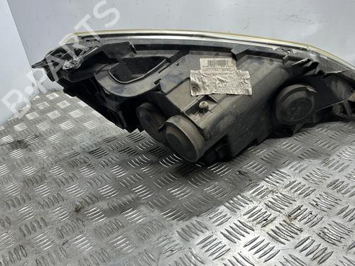 Left headlight PEUGEOT EXPERT Van (VF3A_, VF3U_, VF3X_) 2.0 HDi 130 | BP22113859C28 