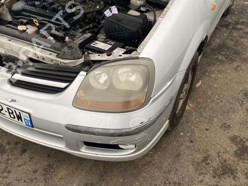 Used Left headlight NISSAN ALMERA TINO (V10) 1.8 (114 hp) 31923497