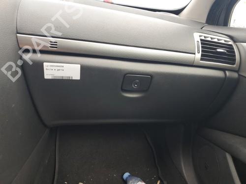 Used Glove box PEUGEOT 407 SW (6E_, 6D_) 2.2 HDi 170 (170 hp) 22121700