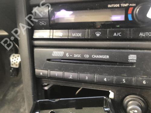 Used Radio NISSAN X-TRAIL I (T30) 2.2 Di 4x4 (114 hp) 22113354