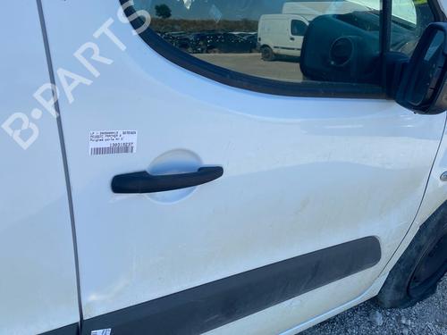Used Right front door Right front door 37750004 37750004
