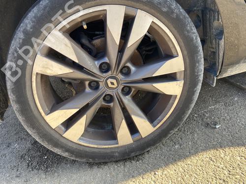 Felga RENAULT MEGANE IV Hatchback (B9A/M/N_) 1.5 dCi 110 (B9A3) 8201703872