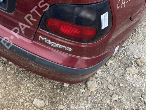 Used Lamp holder RENAULT MEGANE I (BA0/1_) 1.6 e (BA0F, BA0S) (90 hp) 26027987
