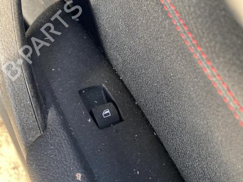 Used Right rear window switch BMW X1 (E84) xDrive 20 d (184 hp) 21045131
