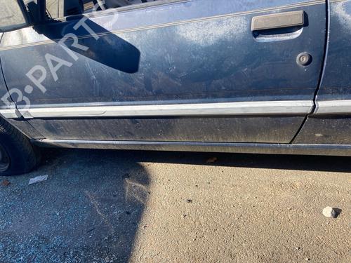 Used Door moulding trim Door moulding trim PEUGEOT 309 I (10C, 10A) 1.3 (64 hp) 39994022 39994022