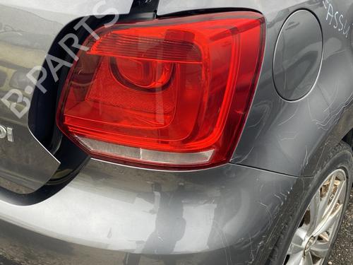 Højre baglygte VW POLO V (6R1, 6C1) 1.6 TDI (75 hp) 24318424