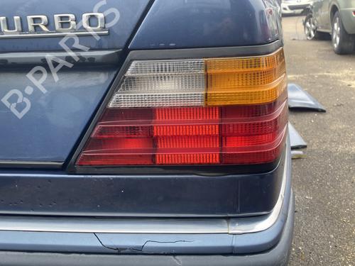 Used Right taillight MERCEDES-BENZ 124 Saloon (W124) 250 Turbo-D (124.128) (126 hp) 29243303