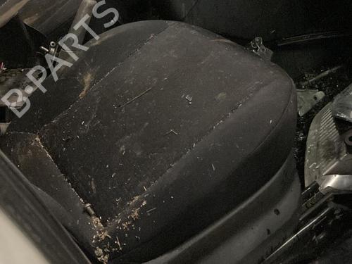 Used Right front seat Right front seat 22115552 22115552