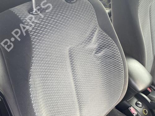 Sæde højre fortil Sæde højre fortil CITROËN C4 I (LC_) 1.6 HDi (109 hp) 27611660 27611660