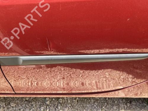 Used Door moulding trim RENAULT CLIO III (BR0/1, CR0/1) 1.5 dCi (75 hp) 22121017