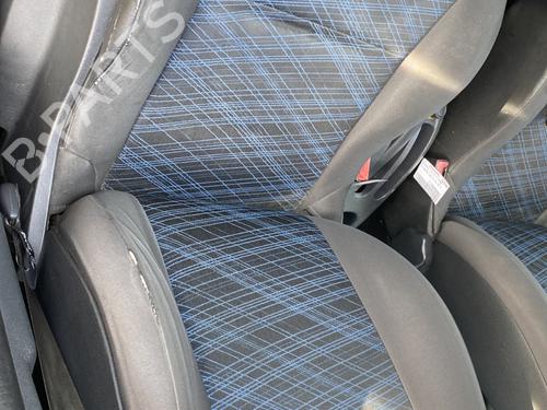 Siège avant gauche RENAULT CLIO III (BR0/1, CR0/1) 1.5 dCi (BR17, CR17) (86 hp) 31836750