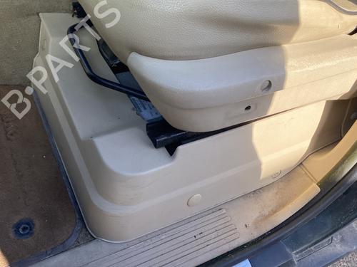 Left front seat LAND ROVER RANGE ROVER II (P38A) 2.5 D 4x4 | BP29852145C15