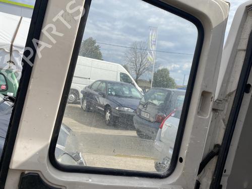 Used Left tailgate Left tailgate 27745899 27745899