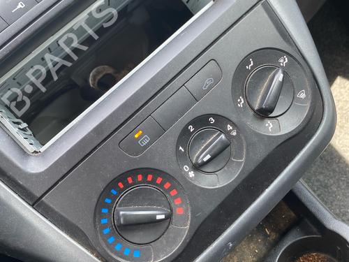Climate control FIAT PUNTO EVO (199_) 1.3 D Multijet (199AXC1A, 199BXC1A, 199AXT1A, 199BXT1A) | BP37749769I5 - Image 2