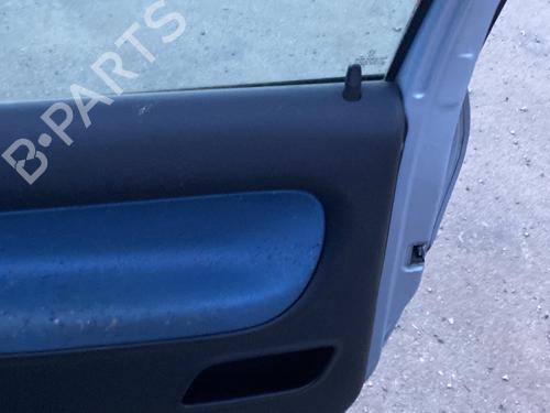 Høyre frontpanel Høyre frontpanel PEUGEOT 206 Hatchback (2A/C) 1.1 i (60 hp) 30305745 30305745