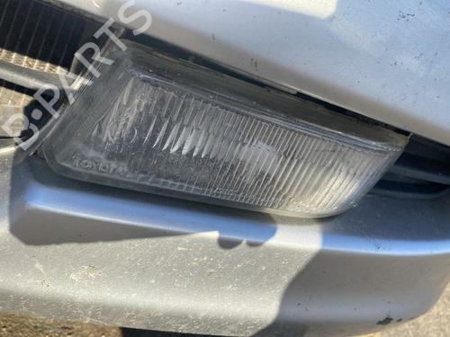 Used Left front fog light TOYOTA PICNIC (_XM1_) 2.2 D (CMX10_, CXM10G) (90 hp) 31643047