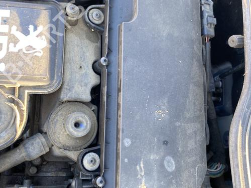 Used Air filter box PEUGEOT 206 Hatchback (2A/C) 1.4 HDi eco 70 (68 hp) 24828227