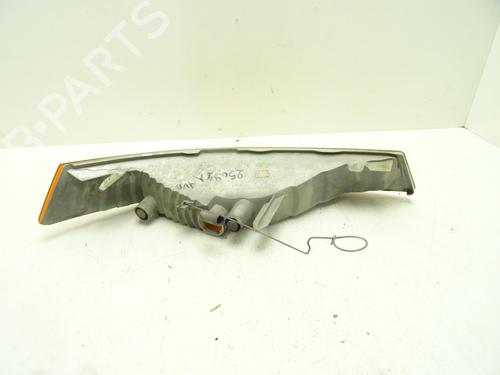 Right front indicator RENAULT TRAFIC II Van (FL) 1.9 dCi 80 (FL0B) | BP32496033C33