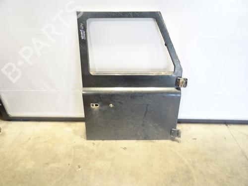 Used Right front door LAND ROVER DEFENDER Station Wagon (L316, L315) 2.5 Td5 4x4 (L316) (122 hp) 31297657