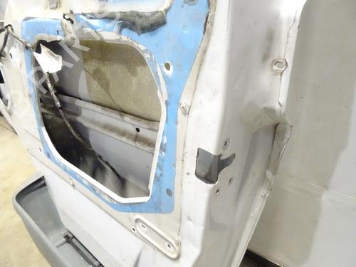 Used Right front door Right front door FORD TRANSIT Van (FA_ _) 2.2 TDCi (115 hp) 32758243 32758243