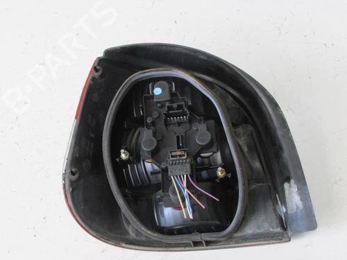 Used Right taillight Right taillight 20051843 20051843