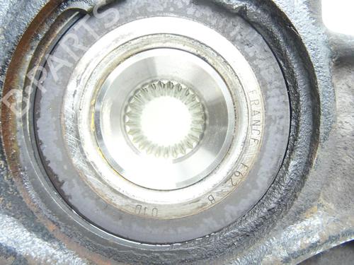 Used Right front steering knuckle Right front steering knuckle CITROËN C5 I (DC_) 2.0 HDi (DCRHZB, DCRHZE) (109 hp) 33946508 33946508