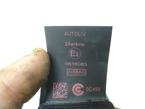 front-left-seatbelt-citroen-c3-iii-sx-2016-37679731 main image