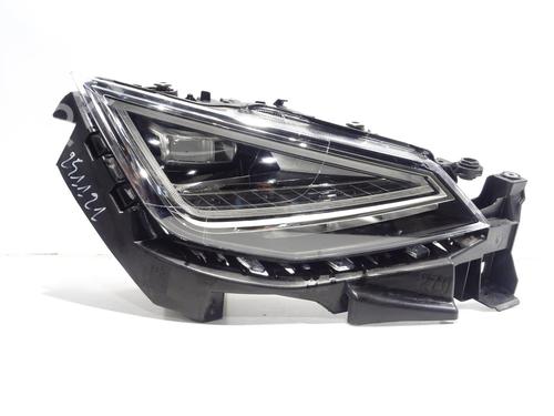 Used Right headlight SEAT IBIZA V (KJ1, KJG) 1.0 TSI (95 hp) 31024028