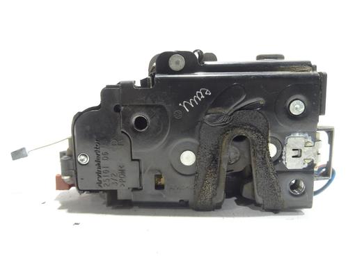 Front right lock SKODA ROOMSTER (5J7) 1.4 TDI | BP25031111C97 