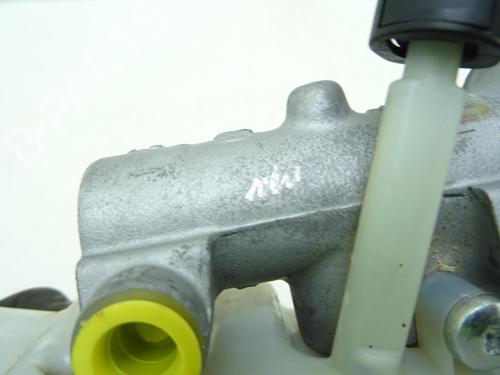 Brake master cylinder FORD KUGA I 2.0 TDCi 4x4 | BP31758257M77