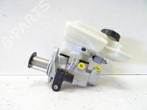 Used Brake master cylinder Brake master cylinder VW GOLF VII (5G1, BQ1, BE1, BE2) 2.0 GTI (230 hp) 20053039 20053039