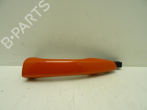 Used Front left exterior door handle OPEL CORSA F (P2JO) 1.2 (68) (101 hp) 28139000