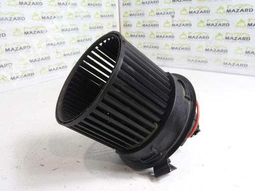 Heater blower motor RENAULT CLIO IV (BH_) 1.5 dCi 75 | BP20067868M62 