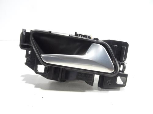 Used Front right interior door handle Front right interior door handle PEUGEOT 208 II (UB_, UP_, UW_, UJ_) 1.2 PureTech 100 (101 hp) 23787049 23787049