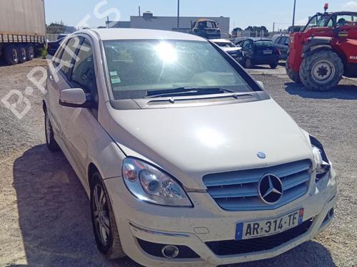 Radio MERCEDES-BENZ B-CLASS Sports Tourer (W245) B 180 CDI (245.207) | BP30097243E6