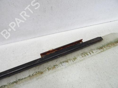 Dør rude ventre bagtil Dør rude ventre bagtil RENAULT 5 (122_) 1.1 (1227, 1397) (45 hp) 21273087 21273087