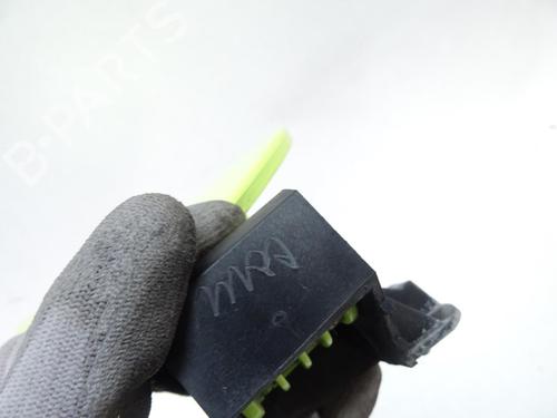 Used Fuel flap Fuel flap ABARTH 500C / 595C / 695C 1.4 (312.AXF11, 312.AXF1A) (180 hp) 20063378 20063378