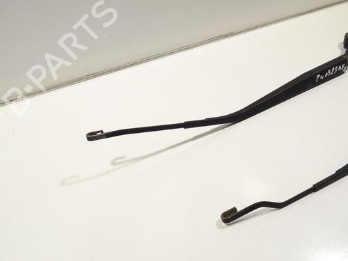 Front windshield wiper arm HYUNDAI TUCSON (JM) 2.0 CRDi All-wheel Drive | BP21776634C143 