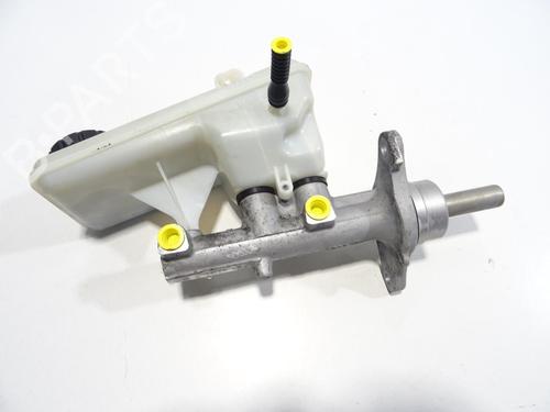 Used Brake master cylinder Brake master cylinder RENAULT TRAFIC II Bus (JL) 2.0 dCi 90 (JL00, JL01, JL0H, JL0M, JL0P, JL0S) (90 hp) 27593882 27593882