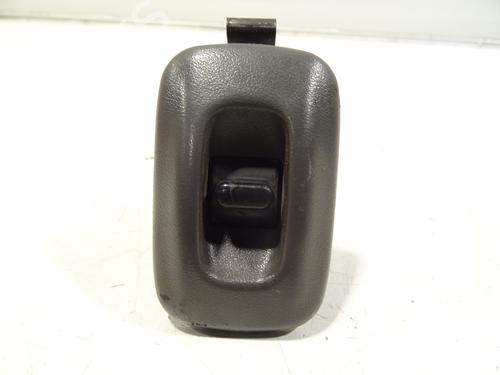 right-rear-window-switch-nissan-pick-up-d22-1997-30910762 main image