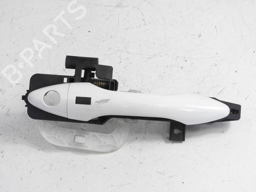 Used Front left exterior door handle Front left exterior door handle HYUNDAI ix35 (LM, EL, ELH) 1.7 CRDi (116 hp) 20053863 20053863