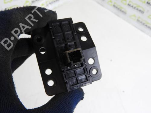 Used Switch NISSAN PULSAR Hatchback (C13) 1.6 DIG-T (190 hp) 21967732