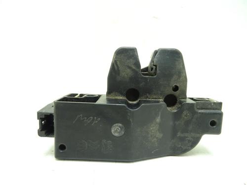 Bagklap lås PEUGEOT 407 (6D_) 2.0 HDi 135 (6DRHRH, 6DRHRE, 6DRHRG, 6DRHRJ) (136 hp) 31641626